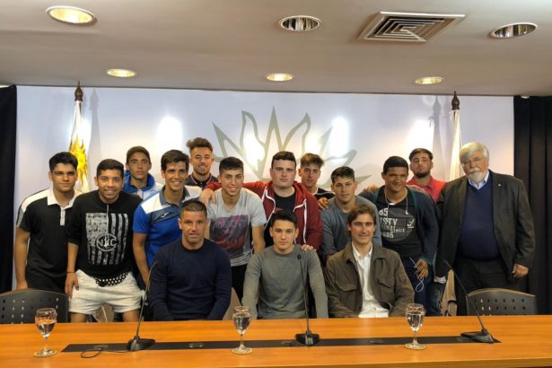 Pelota al Medio a la Esperanza.