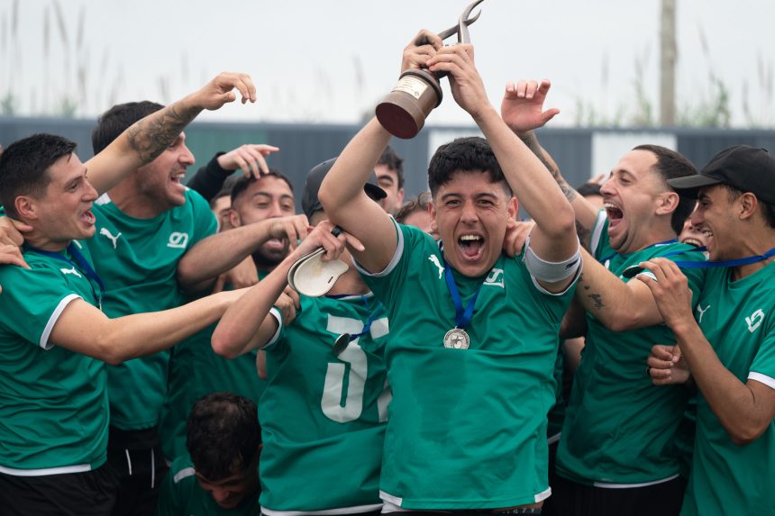 Deportivo LS campeón de la Divisional "F" de la categoría Mayores de la Liga Universitaria.