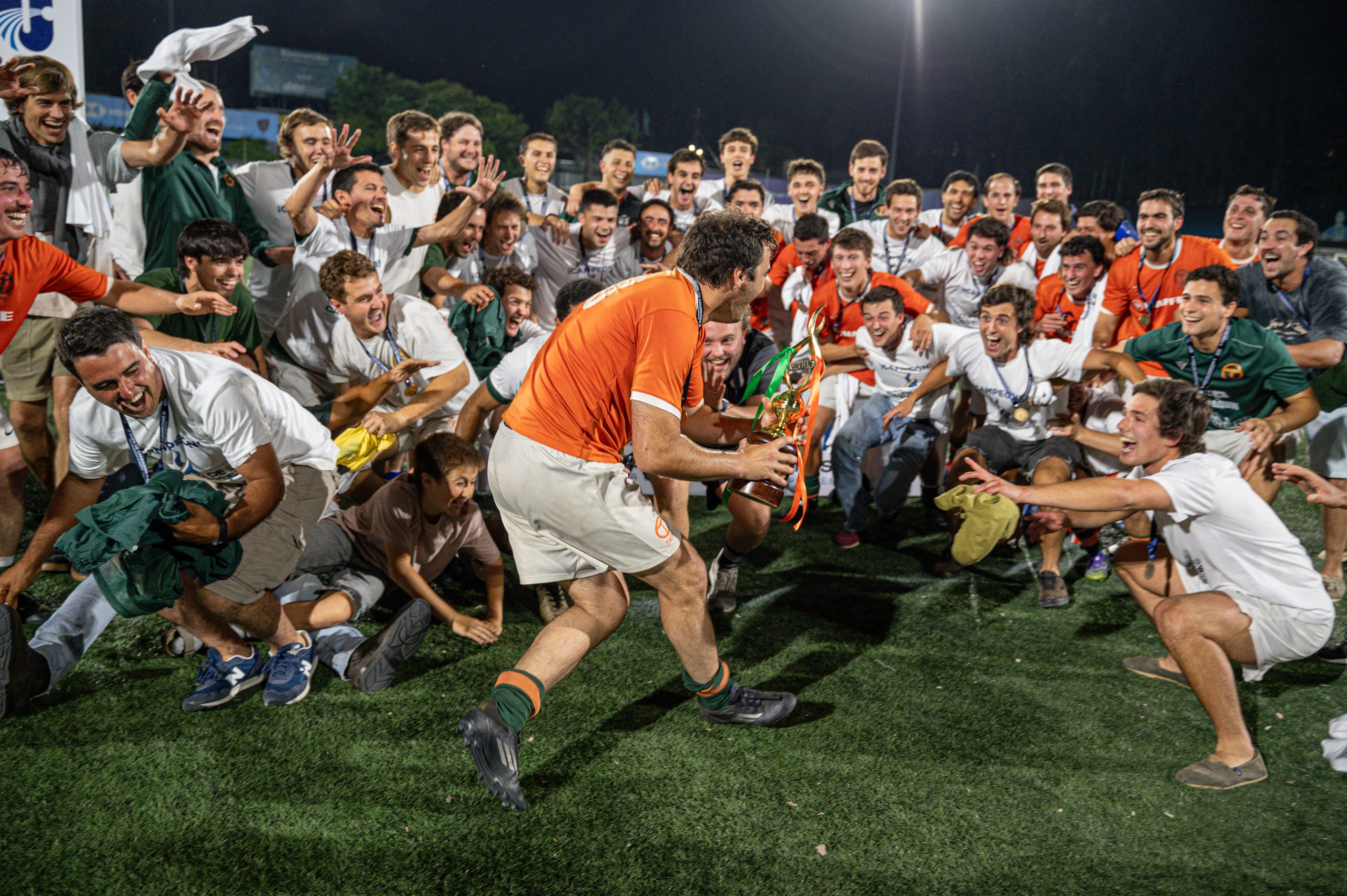 Fútbol Copa de Campeones Reserva.
Tenis el Pinar vs TAPE